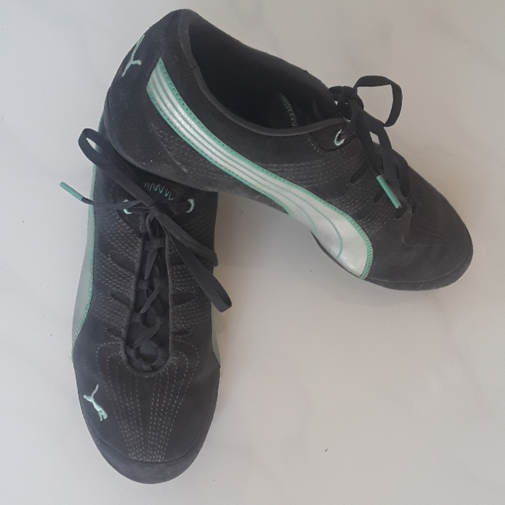 Puma sneakers